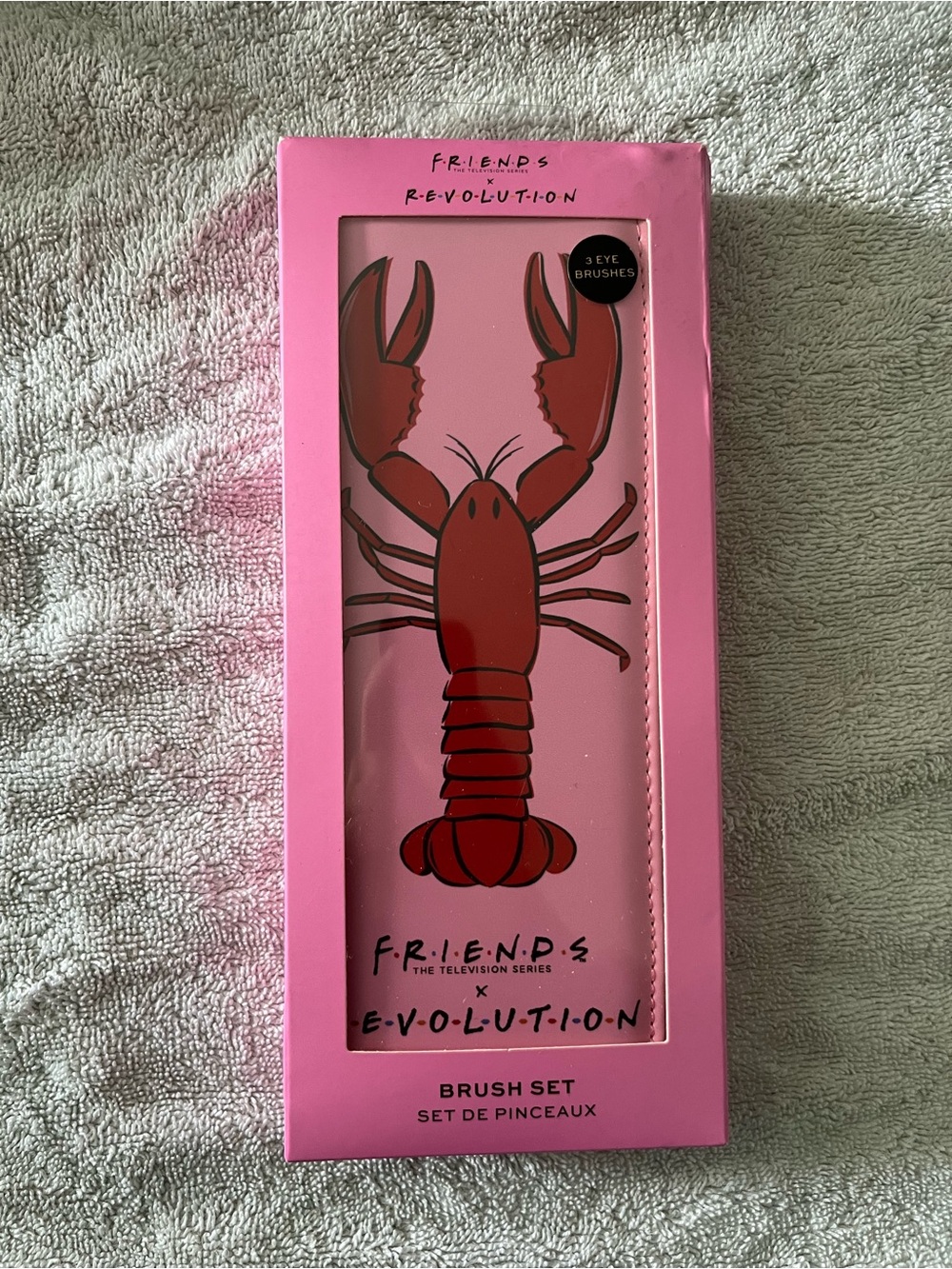 Revolution Pink Lobster Eye Brush Set